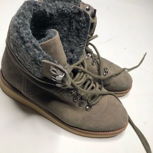 Urban Outfitters UO Olive Suede Hiking Boots w/ Full Wool Lining, Lace Up Fit